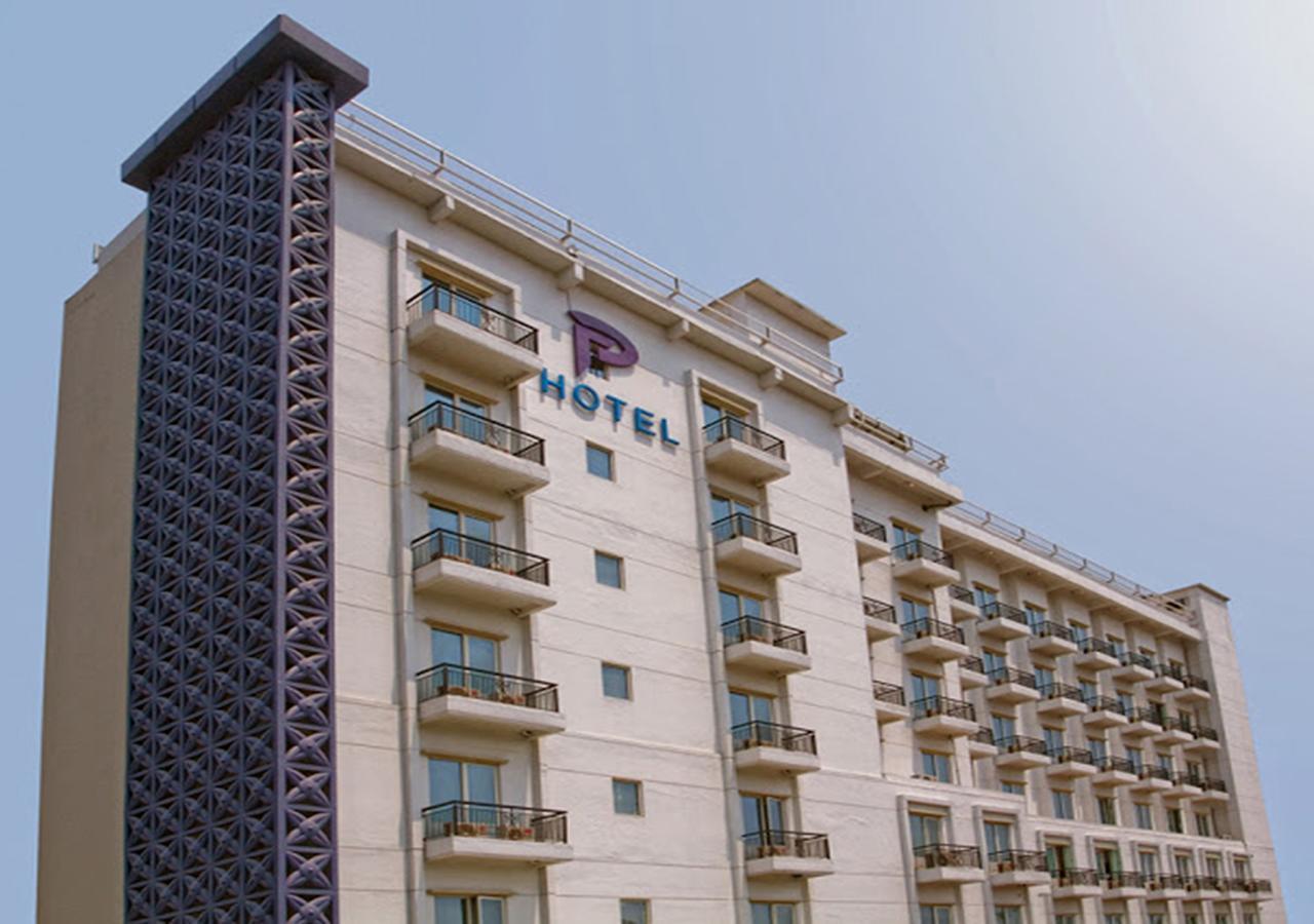 P Hotel Джакарта Экстерьер фото